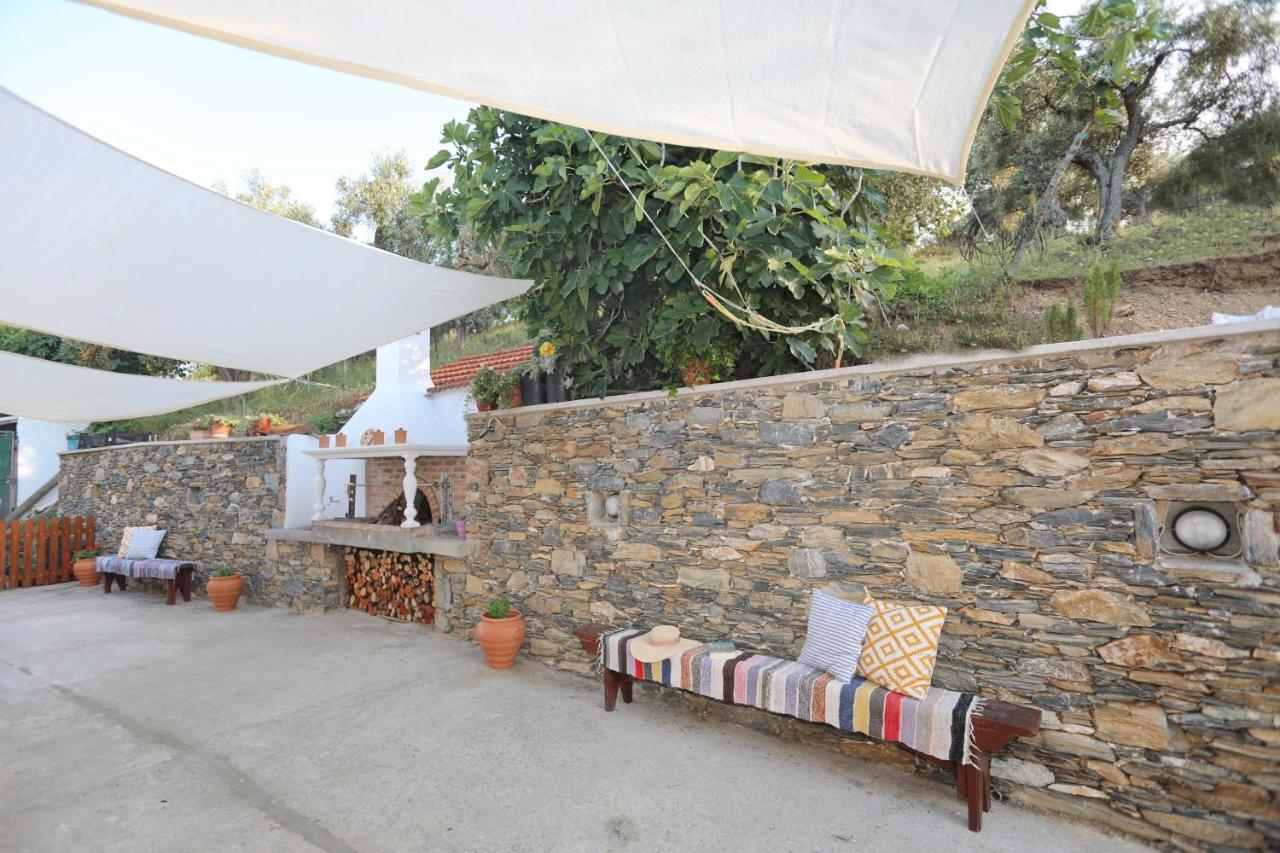 Esperides Apartments Aigli Skopelos Town Ngoại thất bức ảnh