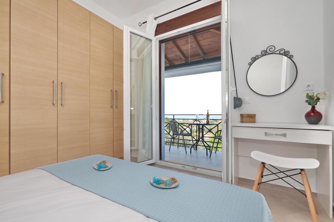 Esperides Apartments Aigli Skopelos Town Ngoại thất bức ảnh