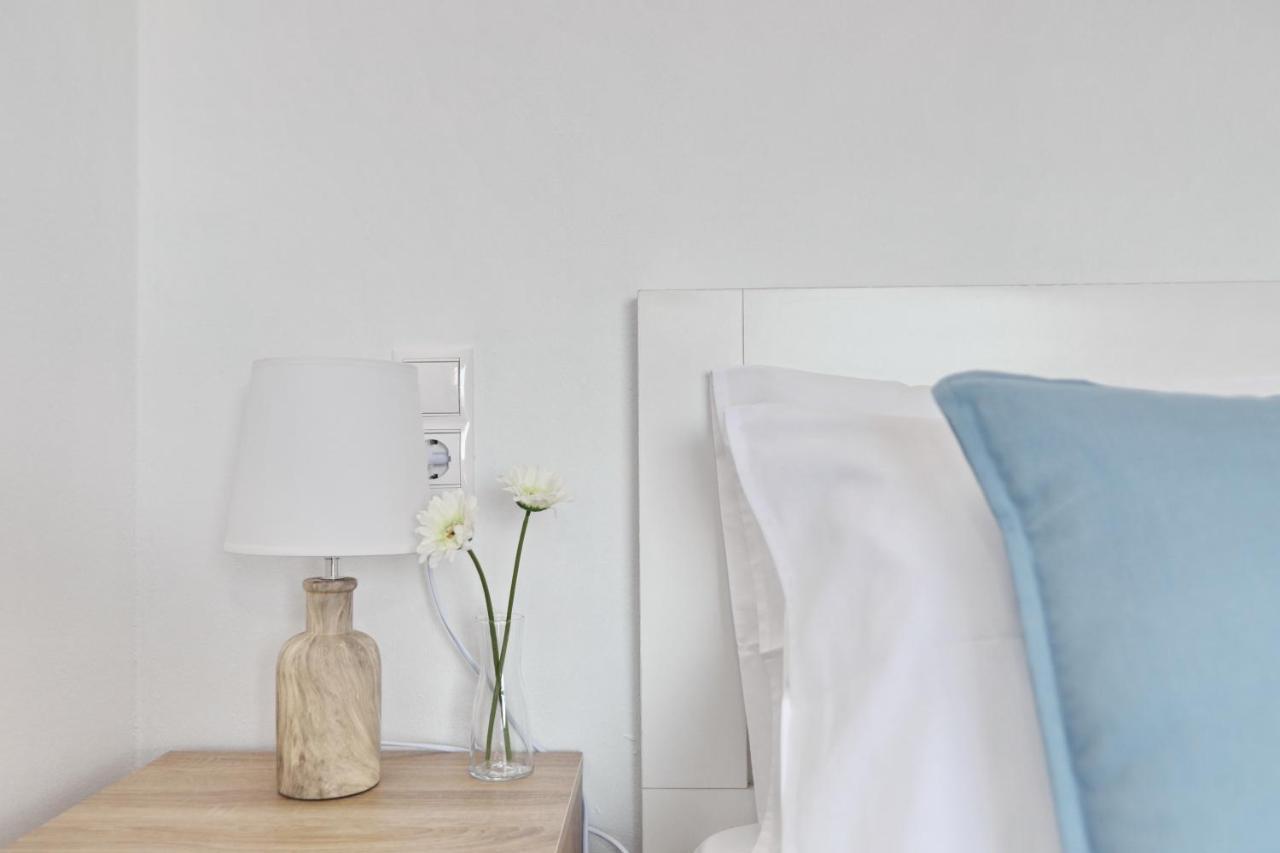 Esperides Apartments Aigli Skopelos Town Ngoại thất bức ảnh