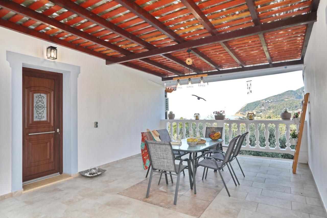 Esperides Apartments Aigli Skopelos Town Ngoại thất bức ảnh